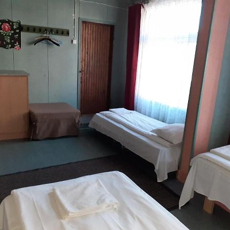 Budget Hostel ปาร์นู ภายนอก รูปภาพ