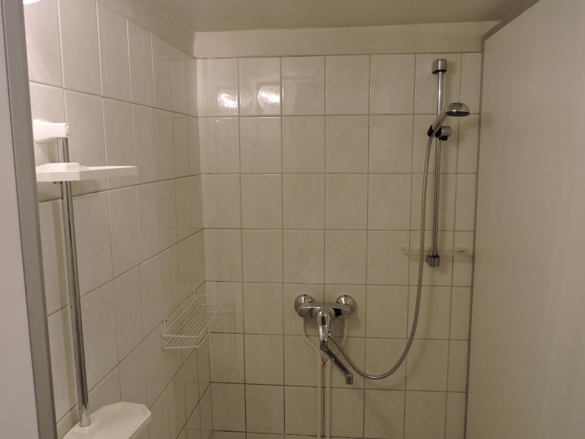 Budget Hostel ปาร์นู ภายนอก รูปภาพ