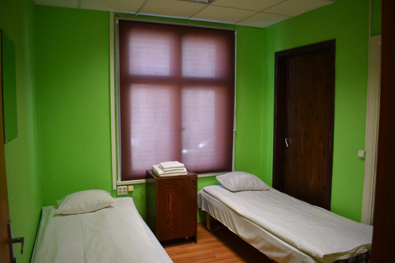 Budget Hostel ปาร์นู ภายนอก รูปภาพ